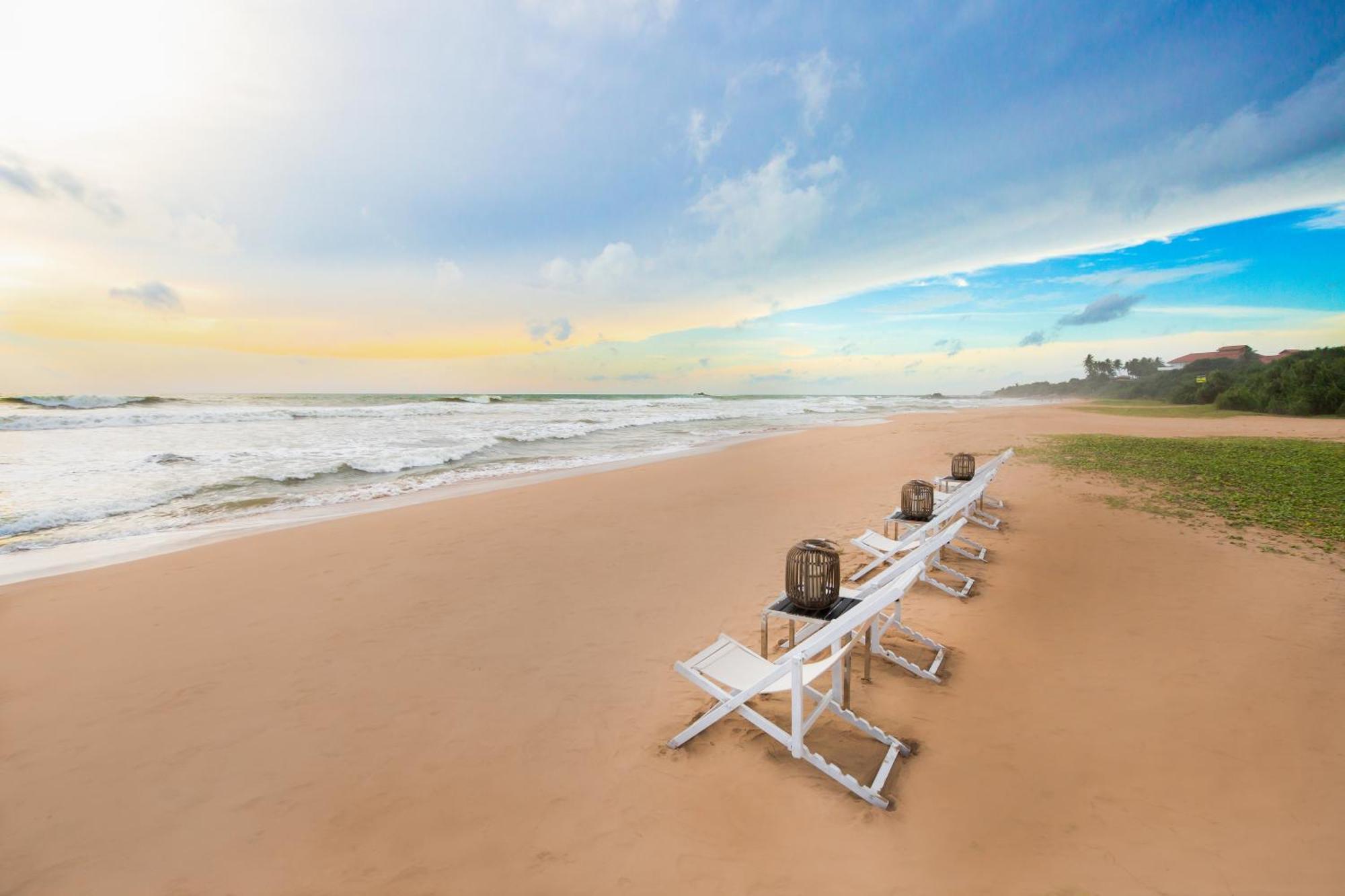 Nyne Hotels Rock Villa, Bentota Ngoại thất bức ảnh